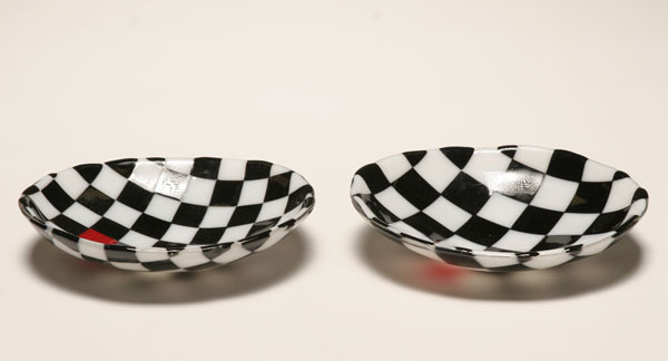 Appraisal: Kymm Hughes fused studio glass bowls Black and white diamond