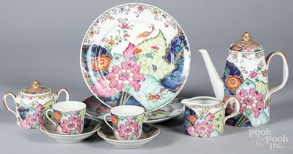 Appraisal: Mottahedeh Chinese export style porcelain Mottahedeh Chinese export style tobacco