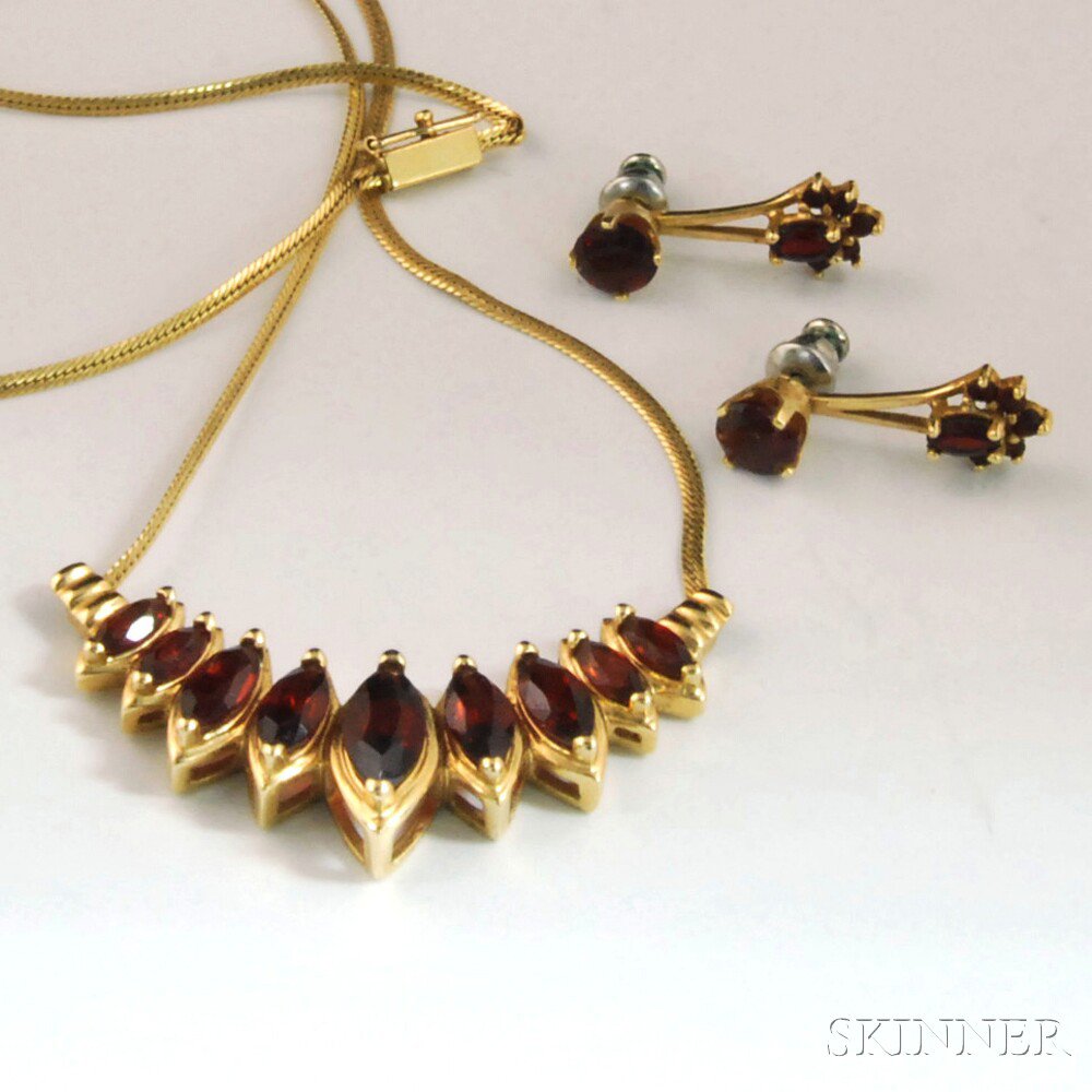 Appraisal: Two Pieces of kt Gold and Garnet Jewelry a necklace