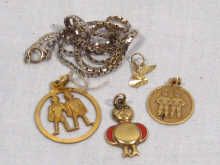 Appraisal: Gold jewellery A mixed lot of carat gold jewellery comprising