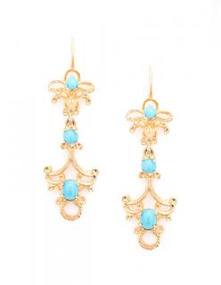 Appraisal: A PAIR OF TURQUOISE DROP EARRINGS A PAIR OF TURQUOISE