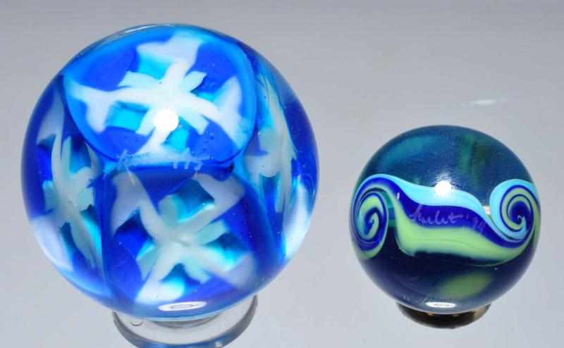 Appraisal: Lot of Dinah Hulet Marbles Description Includes one blue and