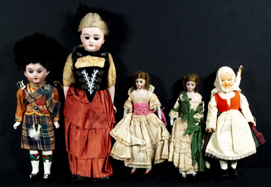 Appraisal: VINTAGE ANTIQUE DOLLS Lot of Assorted Dolls mostly bisque head