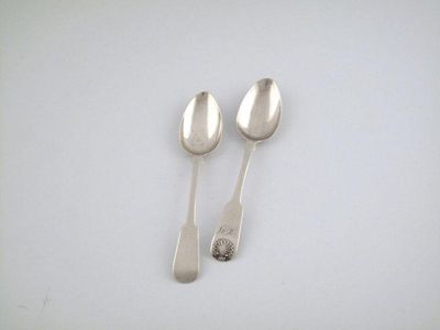 Appraisal: John Pringle a silver old English pattern teaspoon circa script