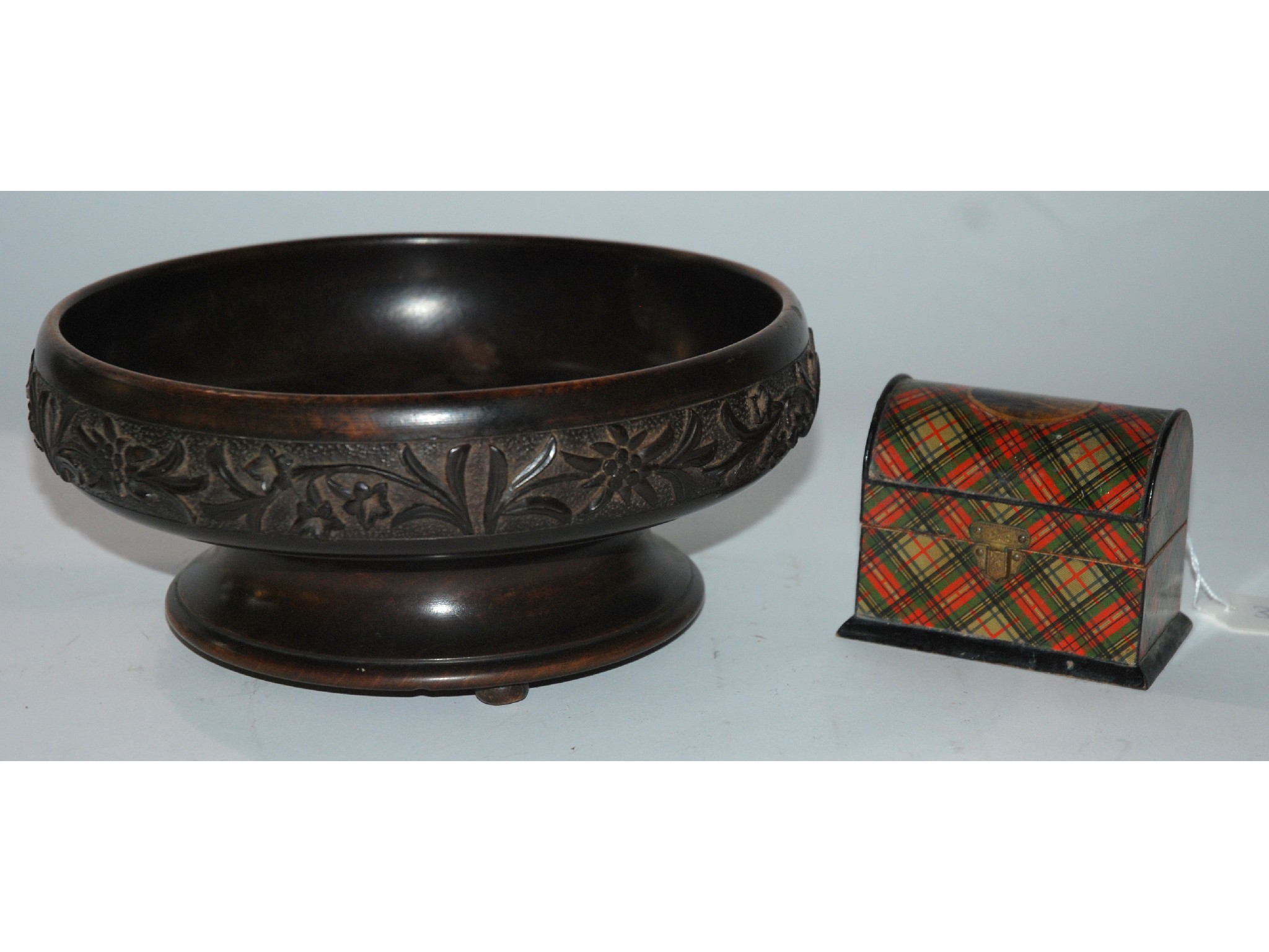 Appraisal: A carved musical circular rose bowl and a tartanware trinket