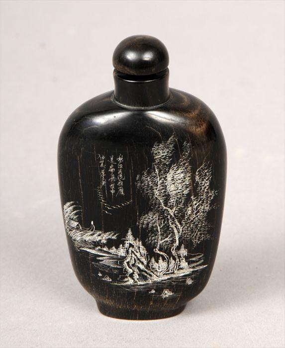 Appraisal: Chinese Etched Horn Snuff Bottle in