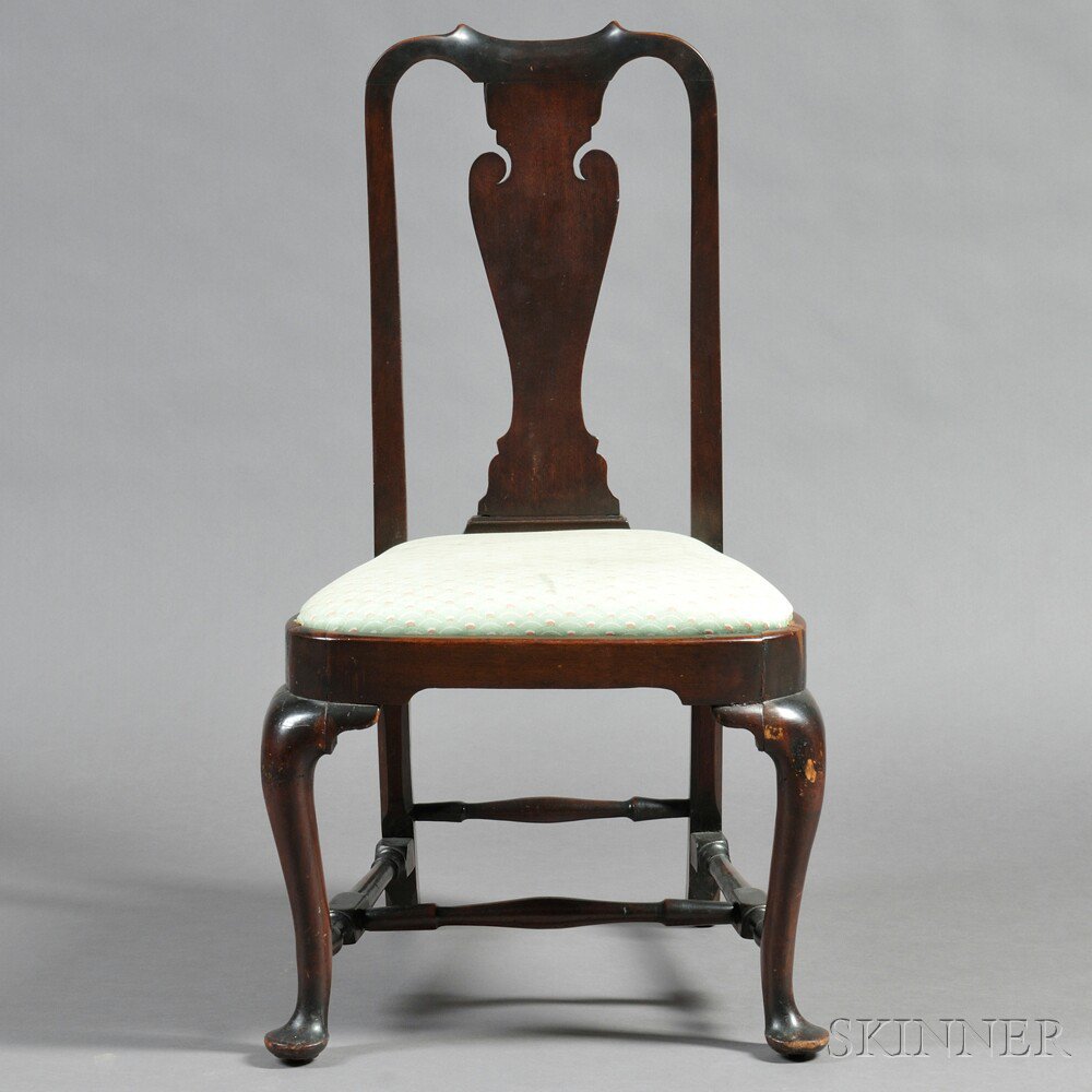 Appraisal: Queen Anne Walnut Compass-seat Side Chair probably Boston c -