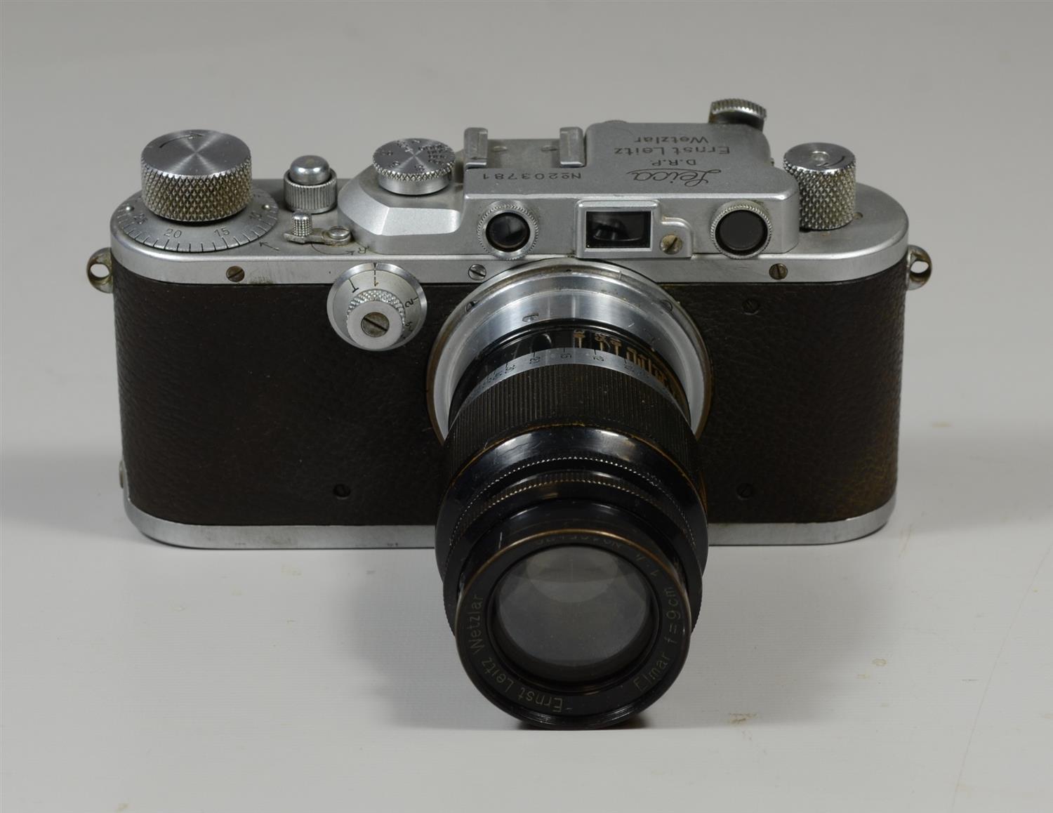 Appraisal: Leica IIIa mm viewfinder camera SN c mm Ernst Leitz