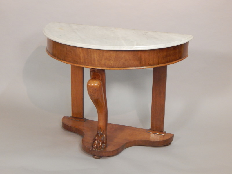 Appraisal: A Victorian mahogany wash stand the bow fronted white marble