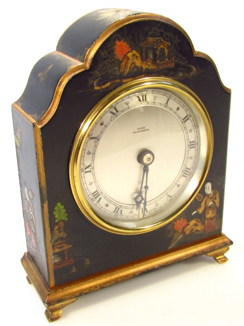 Appraisal: An early thC mantel clock with Elliott Of London movement