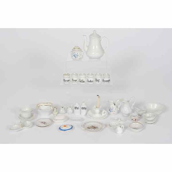 Appraisal: Miniature Stoneware Tablewares A large assembled group of miniature china