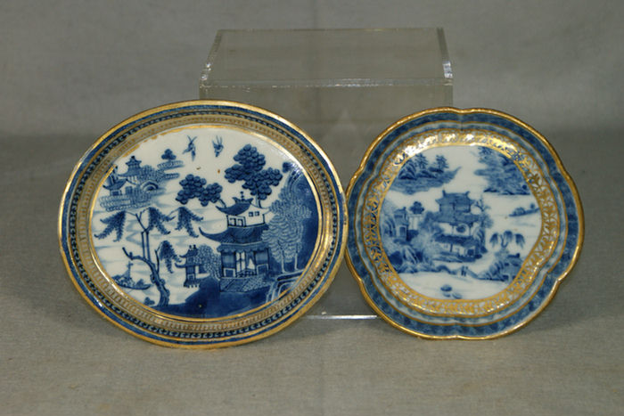 Appraisal: Chinese Export porcelain Nanking trays with gilt decoration round scalloped