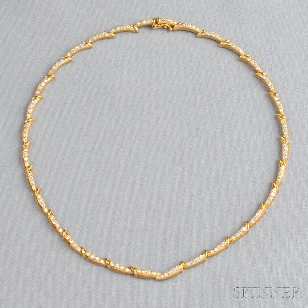 Appraisal: kt Gold and Diamond Necklace the wave links set with