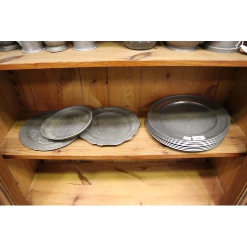 Appraisal: Pewter plates mostly John Somers approx cm Dia and smaller