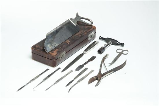 Appraisal: SURGICAL KIT Chidsey Partridge Boston Mass late th century Hinged