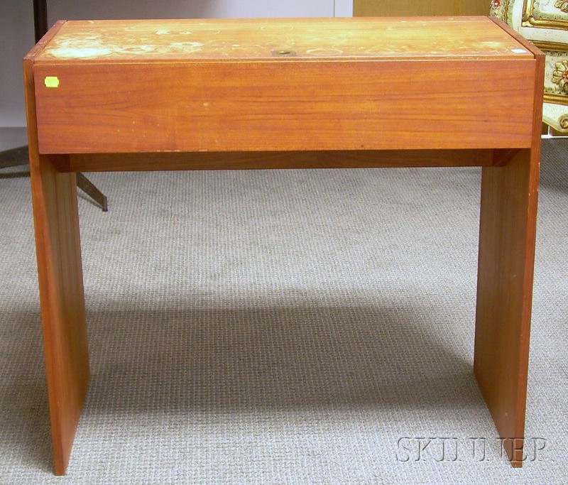 Appraisal: Danish Modern Teak Lift-top Vanity lid interior mounted with mirror