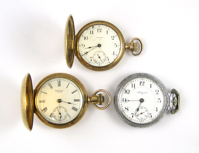 Appraisal: THREE AMERICAN POCKET WATCHES Elgin open face size grade B