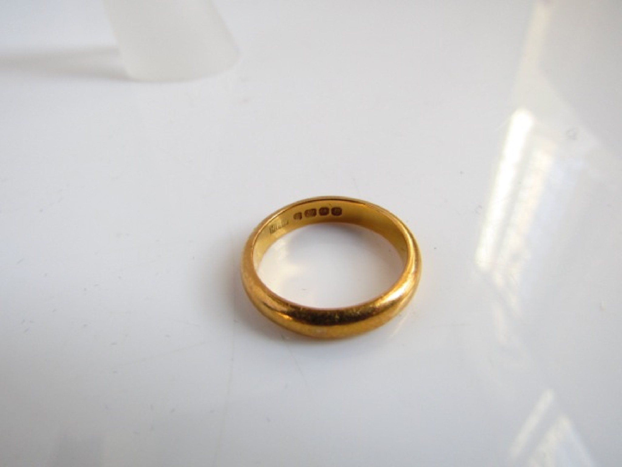 Appraisal: A ct gold wedding band size K g