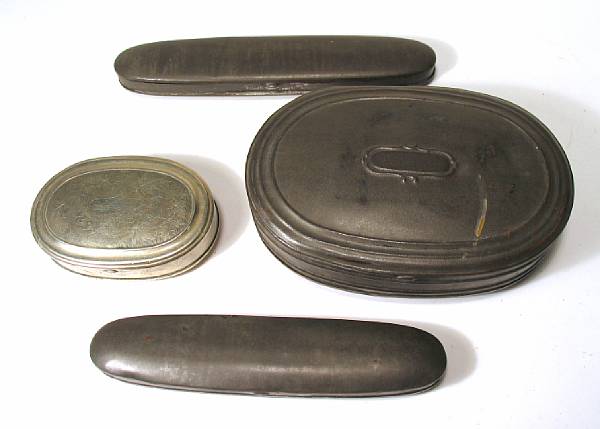 Appraisal: Four Parker patent cases amp Snuff boxes amp Eyeglass cases