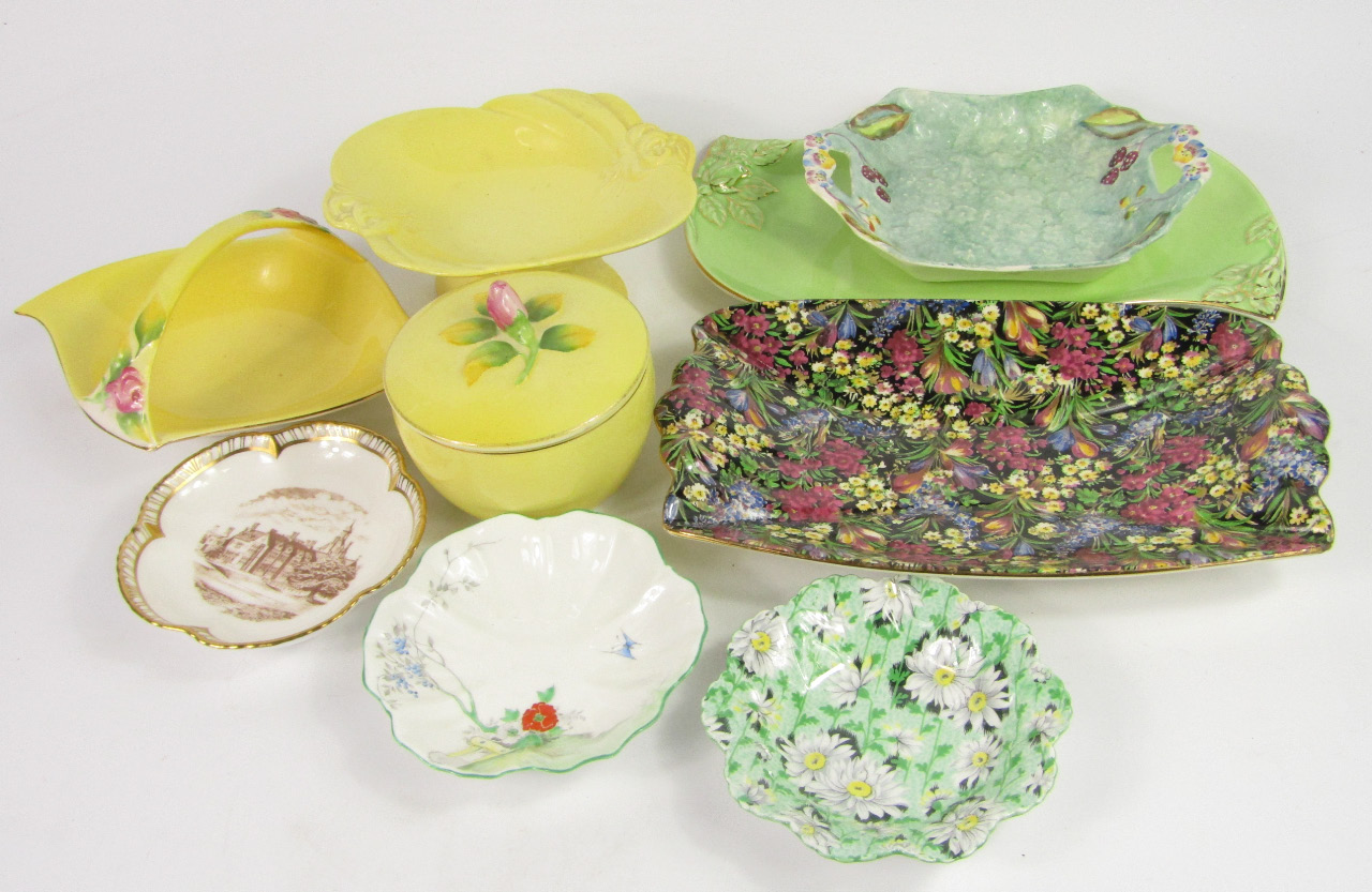 Appraisal: Ceramics including a Royal Winton chintz dish basket and jar