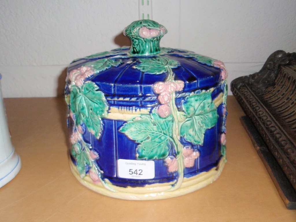 Appraisal: A Victorian majolica cheese dome cm diameter No base