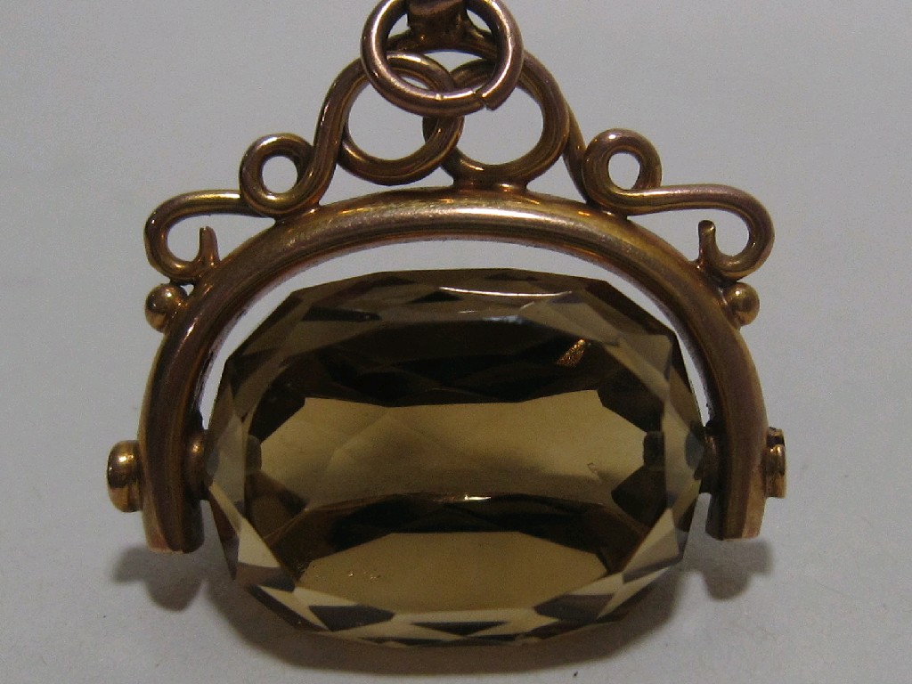 Appraisal: Nine carat gold mounted revolving fob