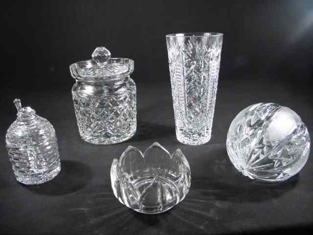 Appraisal: Lot of assorted cut crystal and glass Includes a Waterford