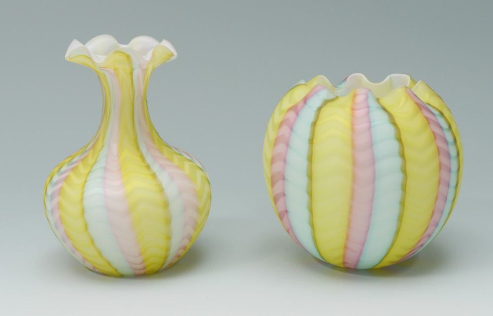 Appraisal: RAINBOW HERRINGBONE SATIN GLASS VASE AND ROSE BOWL The large