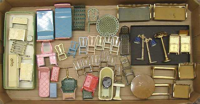 Appraisal: Lot of Tootsie Toy and unmarked metal furniture and accessories