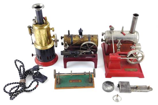 Appraisal: TOYS Three Weeden steam engines late th - th C