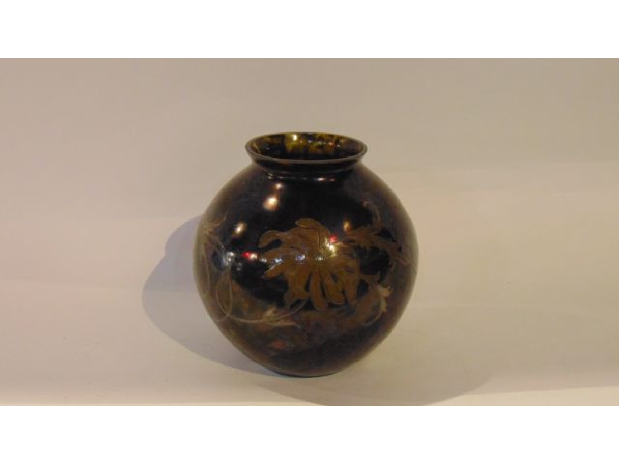 Appraisal: A good quality th century Studio Glass vase of spherical