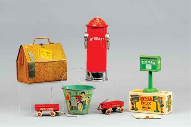 Appraisal: ASSORTED TIN LOT Grouping includes tin Handbag Tobacco container later