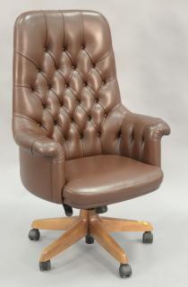 Appraisal: Poltrona Frau Italian leather executive chair Poltrona Frau Italian leather