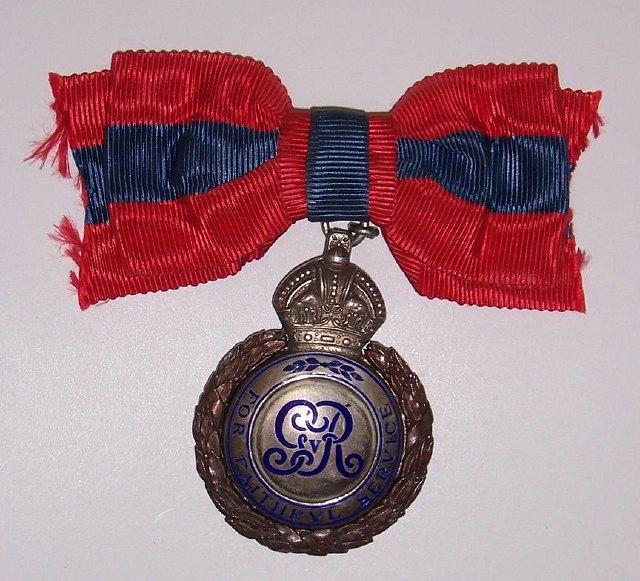 Appraisal: The Imperial Service Medal George V bow ribbon lady's issue