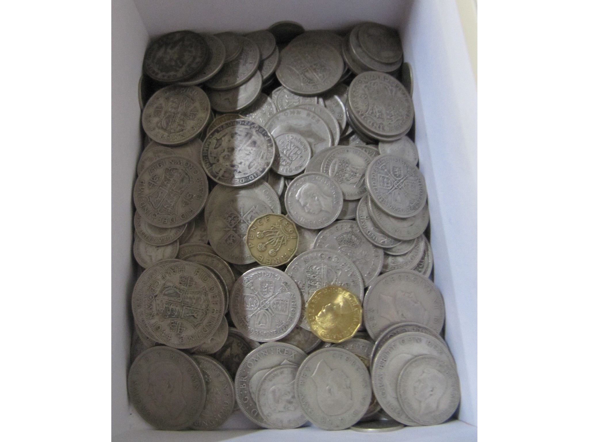 Appraisal: A box of assorted coins some silver