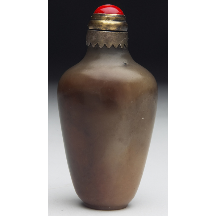 Appraisal: th century snuff bottle tapered shape in brown and black