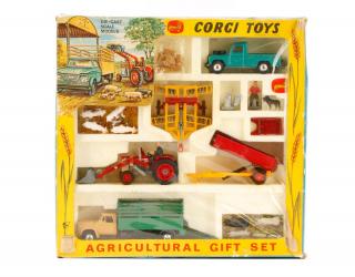 Appraisal: Corgi Gift Set No 'Agricultural Set' in Box Corgi Toys