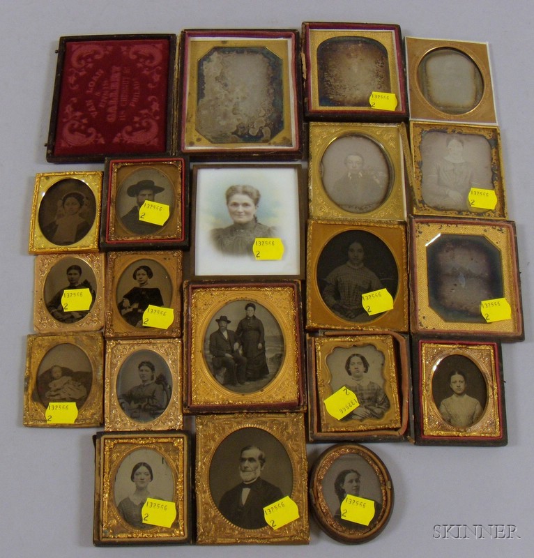 Appraisal: Nineteen th Century Portrait Photographs including tintypes daguerreotypes