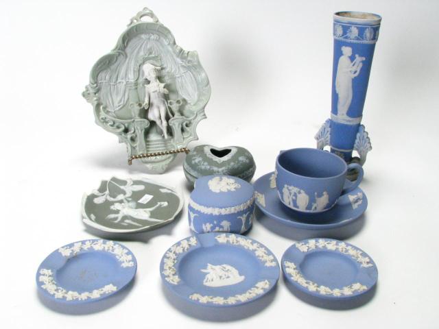 Appraisal: Group of Wedgwood and Jasperware including seven pieces in blue-