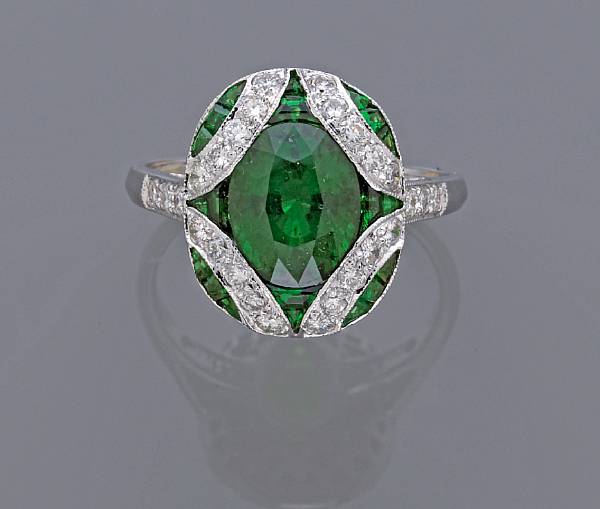 Appraisal: A tsavorite and diamond ring estimated total garnet weight carats