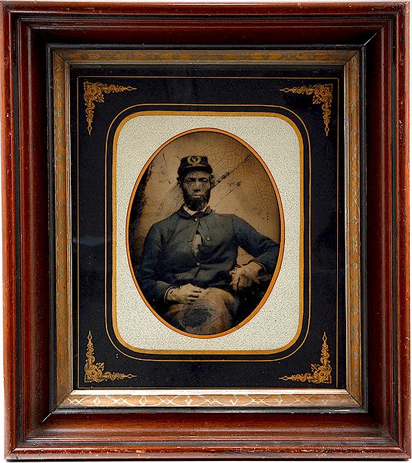 Appraisal: Civil War tintype Union soldier Horatio N Greenleaf Civil War