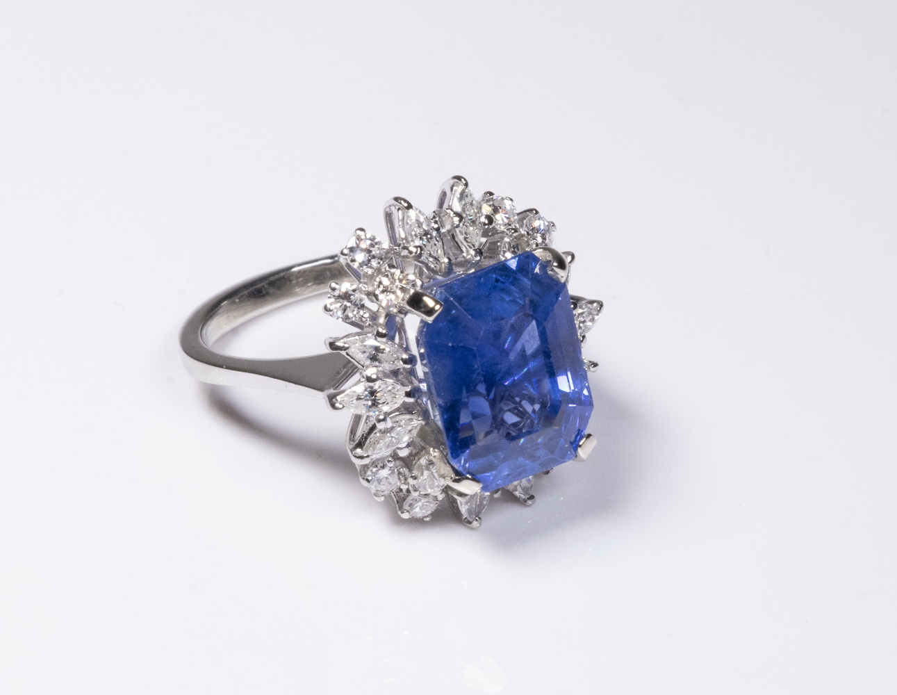 Appraisal: DIAMOND AND BURMA SAPPHIRE RING K White Gold and unheated