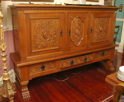 Appraisal: A LARGE JACOBEAN STYLE OAK BUFFET The rectangular top above