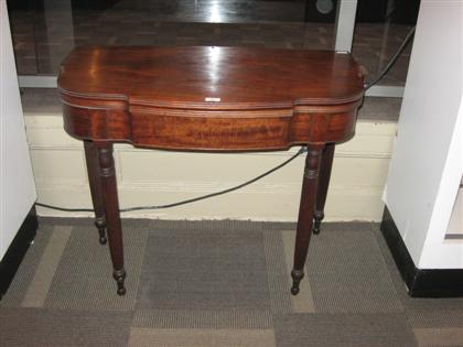 Appraisal: Federal style mahogany tilt top card table th century Loose