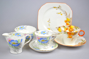 Appraisal: A Shelley Regent shape trio Acacia pattern to w a