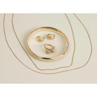 Appraisal: Assorted K Jewelry grams Assorted k jewelry comprising a love