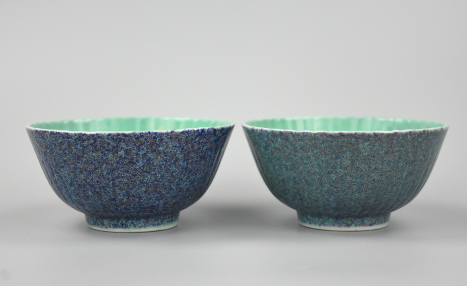 Appraisal: A PAIR OF CHINESE LUJUN GLAZED BOWLS - TH C