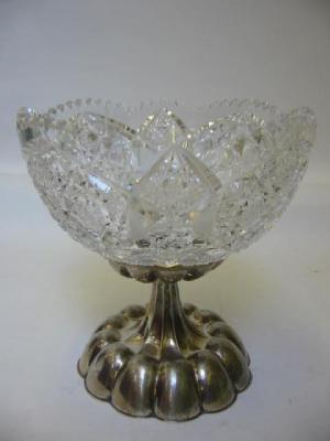 Appraisal: AN AUSTRIAN CUT GLASS FRUIT BOWL early th century the