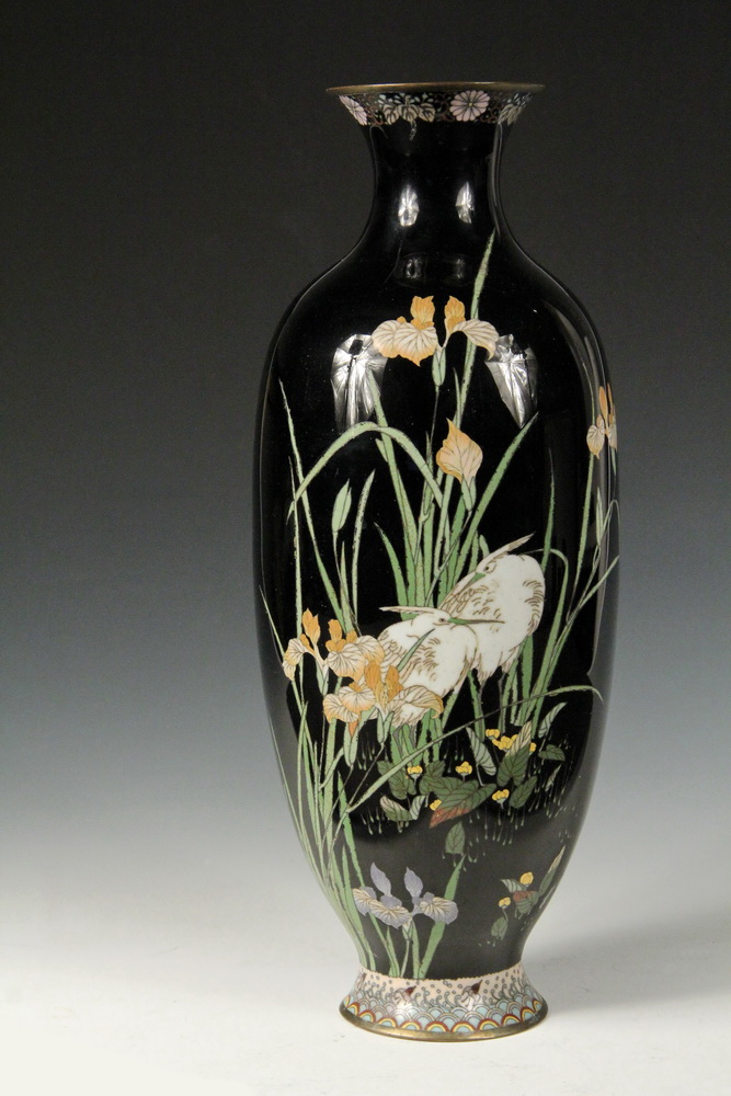 Appraisal: JAPANESE CLOISONNE VASE - th c Black Vase with Cranes