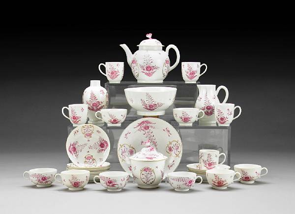 Appraisal: A Worcester porcelain part tea service fourth quarter th century